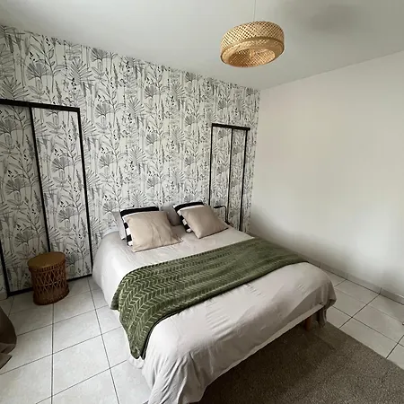 Apartment Au Pied De L Etang