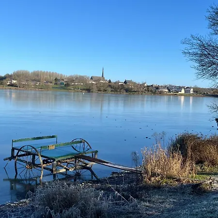 Au Pied De L Etang Saint-Aubin